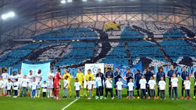 Le stade vélodrome lors d'un classique entre L'OM et le PSG