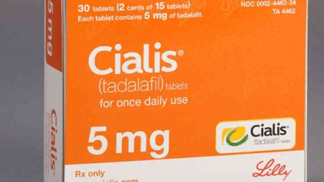 Una confezione di Cialis (tadalafil)
