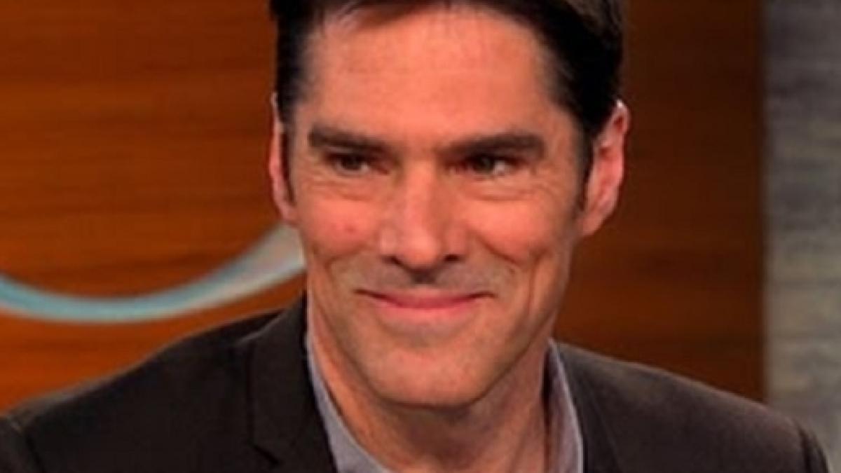 Who does hotch end up with?