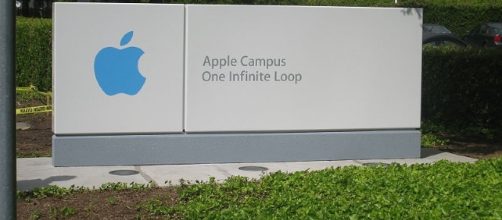Apple Campus [Image via Nurmib/Wikimedia Creative Commons]