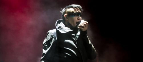 Marilyn Manson injured in freak accident during New York concdert.[Photo via: Wikimedia Commons]