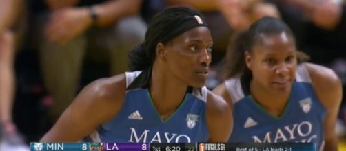 Sylvia Fowles had a double-double on Sunday night to help the Lynx defeat the Sparks 80-69 in Game 4 of the WNBA Finals. [Image via WNBA/YouTube]