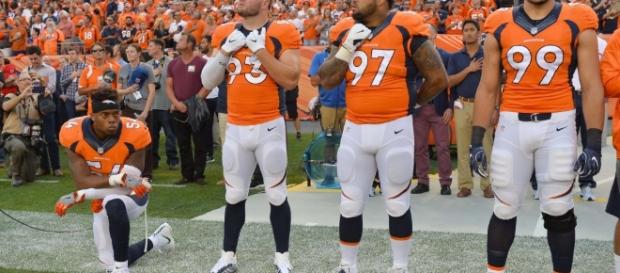 9 powerful photos of the 18 NFL players who protested during the ... - (Image Credit: Usatoday.com/Youtube) 9 powerful photos of the 18 NFL players who protested during the ... - (Image Credit: Usatoday.com/Youtube)