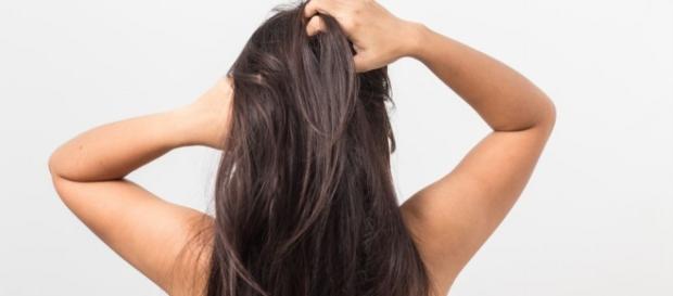 Dicas para fortalecer o seu cabelo e deixá-lo mais cheio Dicas para fortalecer o seu cabelo e deixá-lo mais cheio