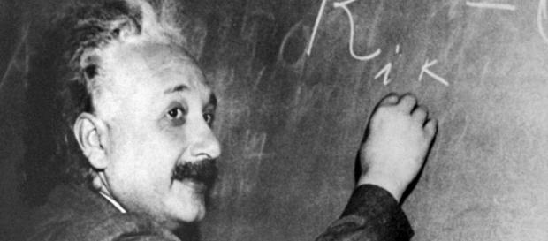 En 1916, Albert Einstein concevait sa "théorie de la relativité", aujourd'hui confirmée par l'observation des ondes gravitationnelles En 1916, Albert Einstein concevait sa "théorie de la relativité", aujourd'hui confirmée par l'observation des ondes gravitationnelles