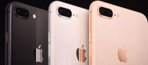 iPhone 8 non lo vuole nessuno, neanche la Apple? La sorprendente decisione