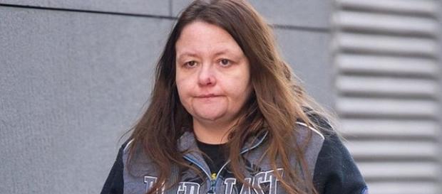Dawn Davies foi condenada a 15 anos de prisão por abusar sexualment de um menino (Crédito: Twitter/Mail Online) Dawn Davies foi condenada a 15 anos de prisão por abusar sexualment de um menino (Crédito: Twitter/Mail Online)