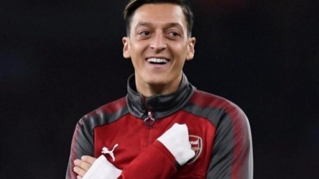 Arsenal : Mesut Özil dévoile sa future destination à ses coéquipiers !