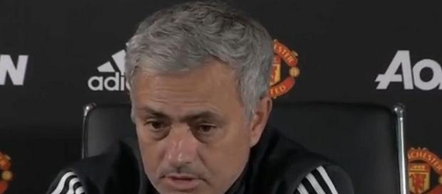 Man United arrive at team hotel ahead of trip to Huddersfield as ... - mirror.co.uk Man United arrive at team hotel ahead of trip to Huddersfield as ... - mirror.co.uk