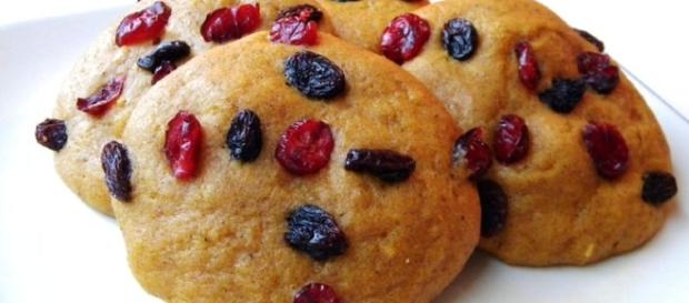 Soul cake, dolce tipico della tradizione anglosassone per la festa di Halloween Soul cake, dolce tipico della tradizione anglosassone per la festa di Halloween