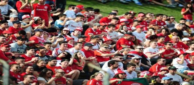 Torcida do Inter apoiou o time contra o Criciúma Torcida do Inter apoiou o time contra o Criciúma