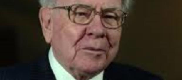 Warren Buffet, a financial phenomenon - Wikipedia commons Warren Buffet, a financial phenomenon - Wikipedia commons