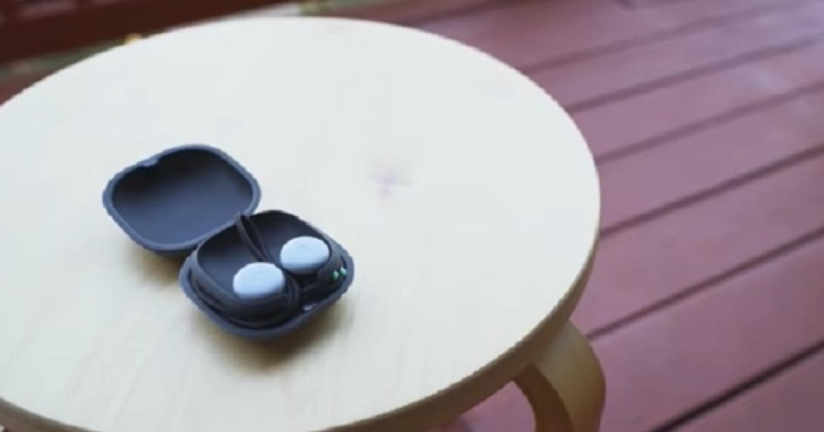 Google’s ‘wireless’ earbuds actually aren’t wireless