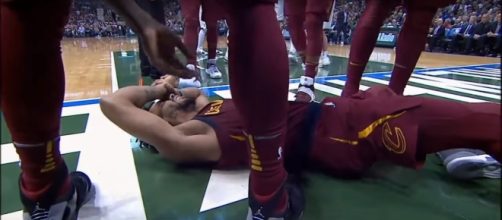 Derrick Rose went down Friday with a mild left ankle sprain -- MLG Highlights via YouTube
