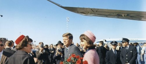 President and first lady Kennedy arrive at Love Field, Texas, 11-23-63. [Image credit: Cecil W. Stoughton/Wikimedia Commons]
