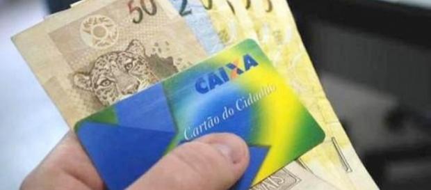 Saiba quando sacar o benefício do PIS Saiba quando sacar o benefício do PIS