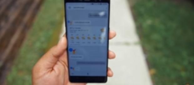 Samsung vs Apple: Can Galaxy Note 8 take on iPhone X?. Image via: HardwareCanucks/Youtube screenshot Samsung vs Apple: Can Galaxy Note 8 take on iPhone X?. Image via: HardwareCanucks/Youtube screenshot