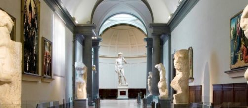 La Galleria dell'Accademia a Firenze. in fondo il David di Michelangelo