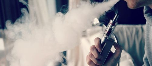 New York to ban vaping in public places. [Image credit:TBEC Review/Wikimedia Commons]