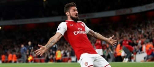 Olivier Giroud, delantero del Arsenal, celebrando un gol. - thesun.co.uk