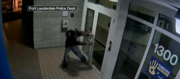 Flakka: terrifying facts you need to know about the new zombie drug | image credit - CBSN, YouTube screenshot Flakka: terrifying facts you need to know about the new zombie drug | image credit - CBSN, YouTube screenshot