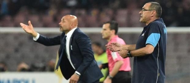 Sarri e Spalletti danno indicazioni durante il big match. Sarri e Spalletti danno indicazioni durante il big match.