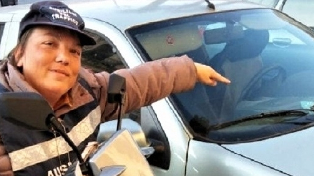 A Modica tre ragazzi con disabilit&agrave; affiancano i vigili per multare chi parcheggia abusivamente