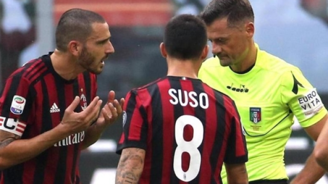 Montella infuriato contro la Var: &ldquo;&Egrave; pi&ugrave; tv che campo&rdquo; - La Stampa - lastampa.it