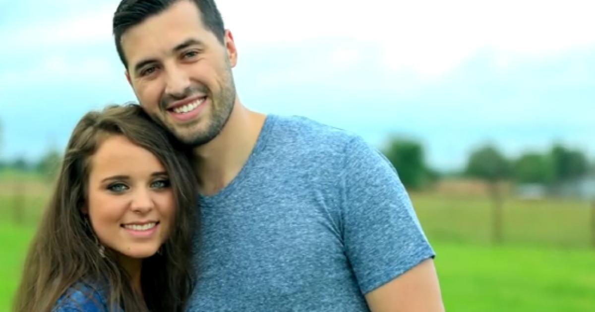 Jinger Duggar wore ripped jeans days after wedding anniversary with