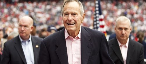 Former President George H.W. Bush (Image via AJ Guel/Wikimedia Commons)