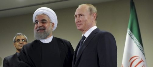 Il presidente iraniano Hassan Rouhani ed il suo omologo russo, Vladimir Putin