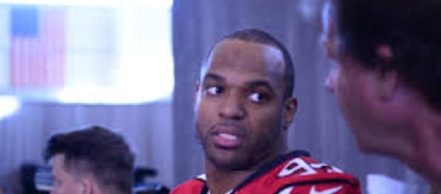 Dwight Freeney will join the Seahawks for his 16th NFL season. Image Source: Flickr | WEBN-TV| Dwight Freeney will join the Seahawks for his 16th NFL season. Image Source: Flickr | WEBN-TV|