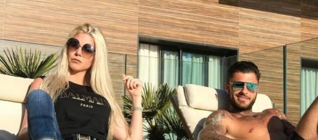 Jessica Thivenin et Thibault Garcia harcelés par des fans à leur domicile Jessica Thivenin et Thibault Garcia harcelés par des fans à leur domicile