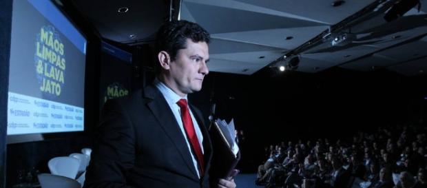 Juiz Sérgio Moro criticou abertamente decisões proferidas pelo Supremo Tribunal Federal (STF). Juiz Sérgio Moro criticou abertamente decisões proferidas pelo Supremo Tribunal Federal (STF).