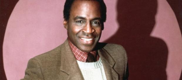 O ator Robert Guillaume, em O Poderoso Benson O ator Robert Guillaume, em O Poderoso Benson