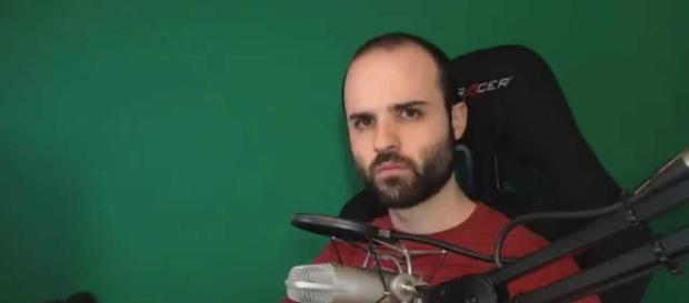 Menos trece el youtuber que rompe con lo habitual y trae contenido de calidad Menos trece el youtuber que rompe con lo habitual y trae contenido de calidad