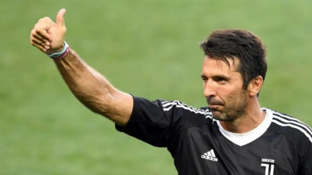 Buffon annuncia il suo ritiro, ecco le sue parole