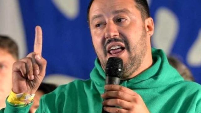 Matteo Salvini: il suo supporto alla mamma di un bambino ucciso