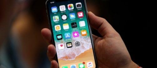 Anticipazioni Apple iPhone X, tutto quello che c'è da sapere