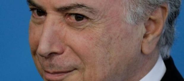Deputados votam nesta quarta se autorizam STF a processar Michel Temer Deputados votam nesta quarta se autorizam STF a processar Michel Temer