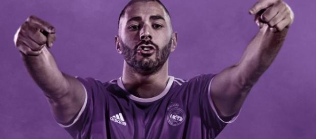 La déclaration très surprenante de Karim Benzema envers l'équipe ... - blastingnews.com La déclaration très surprenante de Karim Benzema envers l'équipe ... - blastingnews.com