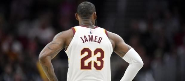 LeBron is a scary point guard - (Image Credit: NBA/YouTube screencap) LeBron is a scary point guard - (Image Credit: NBA/YouTube screencap)
