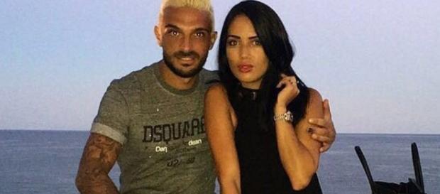 Photos : Julien Tanti et Manon Marsault (Les Marseillais) vont être parents : le ... - public.fr Photos : Julien Tanti et Manon Marsault (Les Marseillais) vont être parents : le ... - public.fr