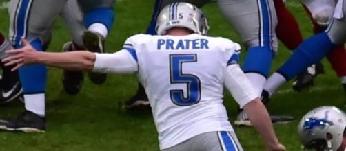 Matt Prater Lions [Image by Pete Sheffield|Wikimedia Commons| Cropped and Resized | CC BY-SA 2.0 ]