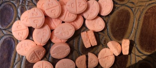 20 milligram Adderall pills-Photo from Wikimedia Commons