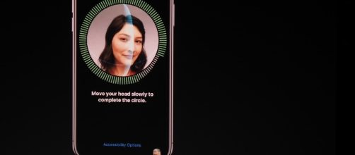 Anticipazioni iPhone X, Face ID la caratteristica principale