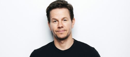 L'attore statunitense Mark Wahlberg, il più pagato del 2017 - Foto: Fashion Times.