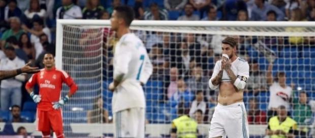 Un nuevo tropiezo en Liga que hace saltar las alarmas en el conjunto blanco Un nuevo tropiezo en Liga que hace saltar las alarmas en el conjunto blanco