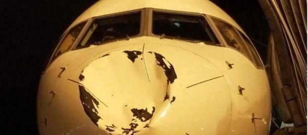 Impacto en el avión de los Thunder Impacto en el avión de los Thunder