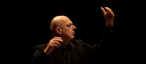 Maestro Leon Botstein leads The Orchestra Now at Carnegie Hall Nov. 3. Photo: Courtesy of Google Images, used with permission. Maestro Leon Botstein leads The Orchestra Now at Carnegie Hall Nov. 3. Photo: Courtesy of Google Images, used with permission.